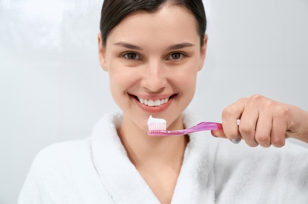 Tips Sederhana Untuk Merawat Kesehatan Gigi Dan Gusi Anda
